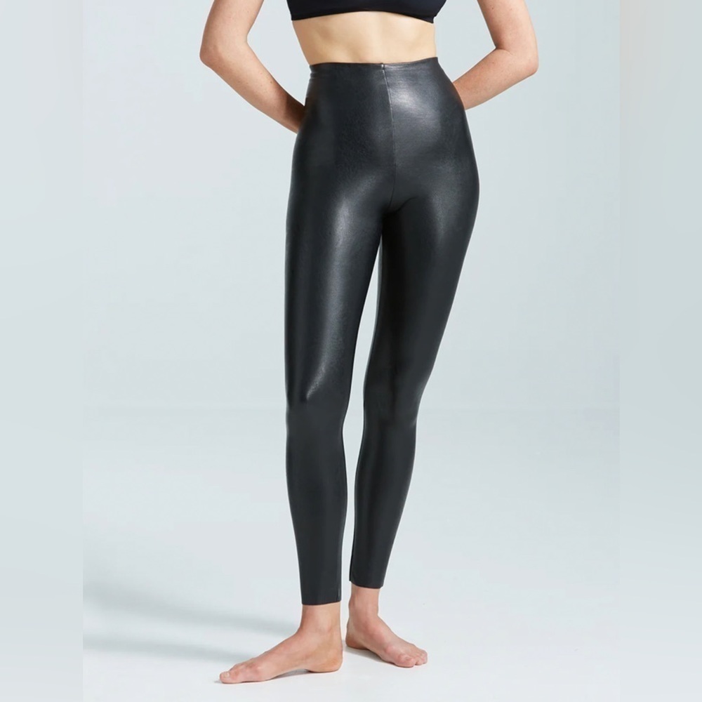 Commando Black Faux Leather Leggings - Size XL